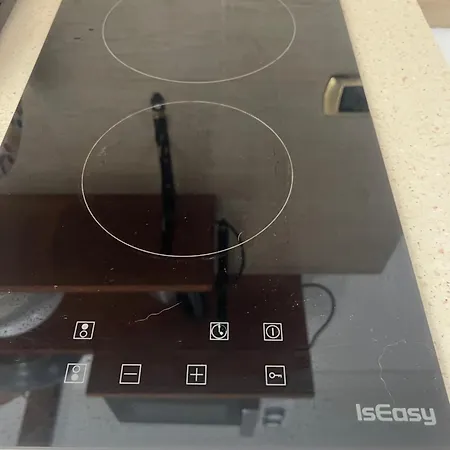 The Lighthouse 3* Tarent