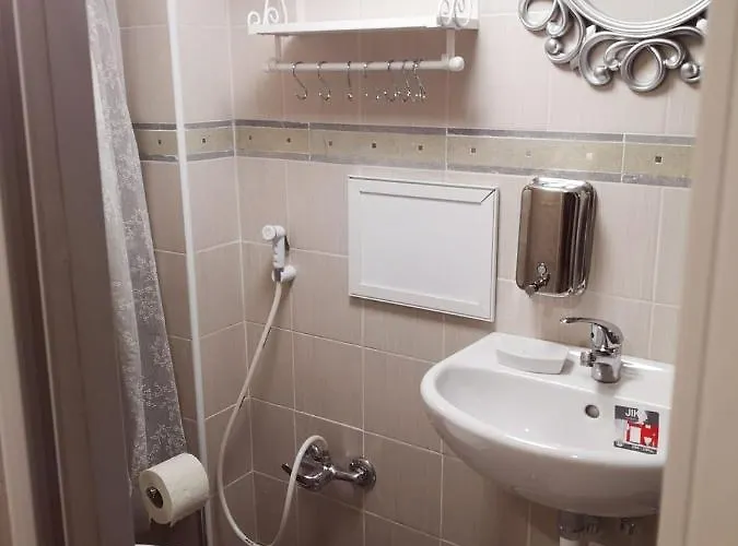 The Lighthouse 3* Taranto